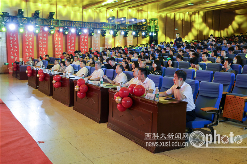 YAO_6064.JPG 原来名称也丢了